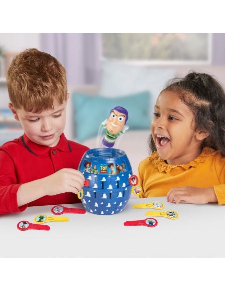 TOMY - Toy Story - Společenská hra Vyskakovací Buzz Rakeťák | www.prvnihracky.cz TOMY - Toy Story - Společenská hra Vyskakovací Buzz Rakeťák | www.prvnihracky.cz